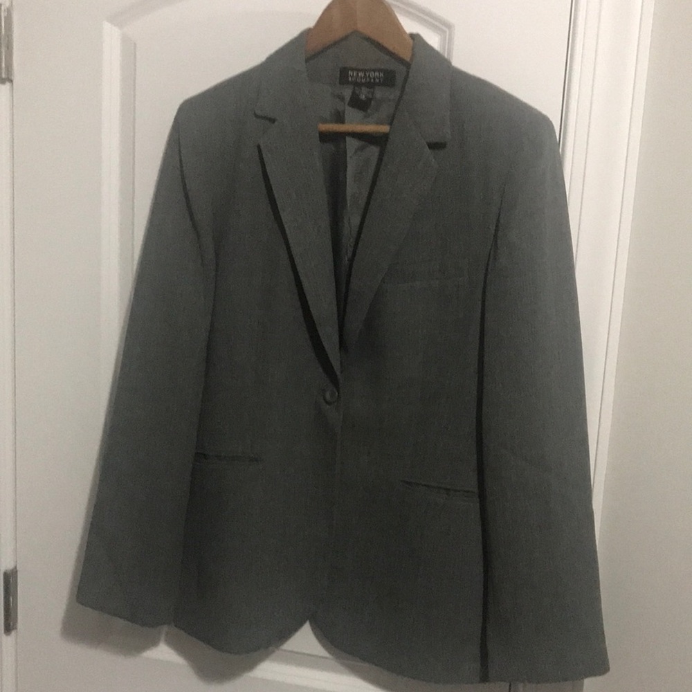 New York & Co size 14 Grey blazer single breasted front pockets